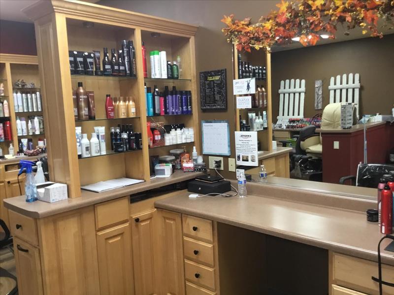 Total Design Salon Baraboo, WI