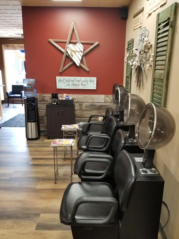 Total Design Salon Baraboo, WI